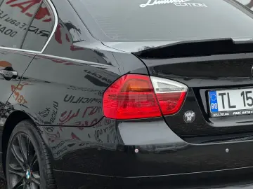 BMW 325i