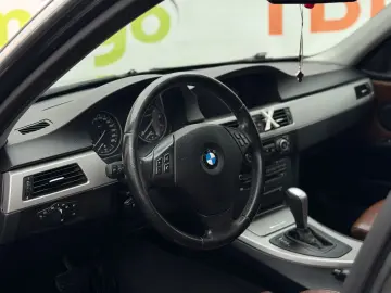 BMW 325i
