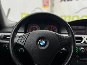 BMW 325i