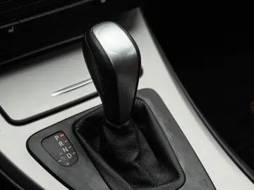 BMW 325i