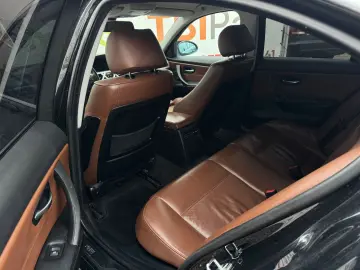 BMW 325i