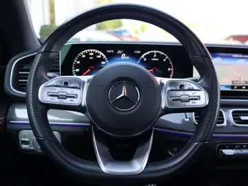 MERCEDES-BENZ GLE 400 d 4Matic Coupe AMG Distr. HUD AHK 360
