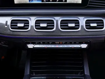 MERCEDES-BENZ GLE 400 d 4Matic Coupe AMG Distr. HUD AHK 360