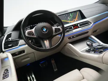 BMW X6 M50 i Leder ACC Kamera HUD H&K Virtual Side
