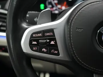 BMW X6 M50 i Leder ACC Kamera HUD H&K Virtual Side