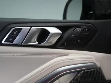 BMW X6 M50 i Leder ACC Kamera HUD H&K Virtual Side
