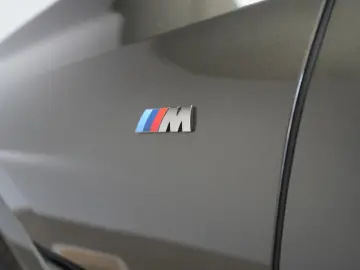 BMW X6 M50 i Leder ACC Kamera HUD H&K Virtual Side