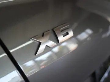 BMW X6 M50 i Leder ACC Kamera HUD H&K Virtual Side