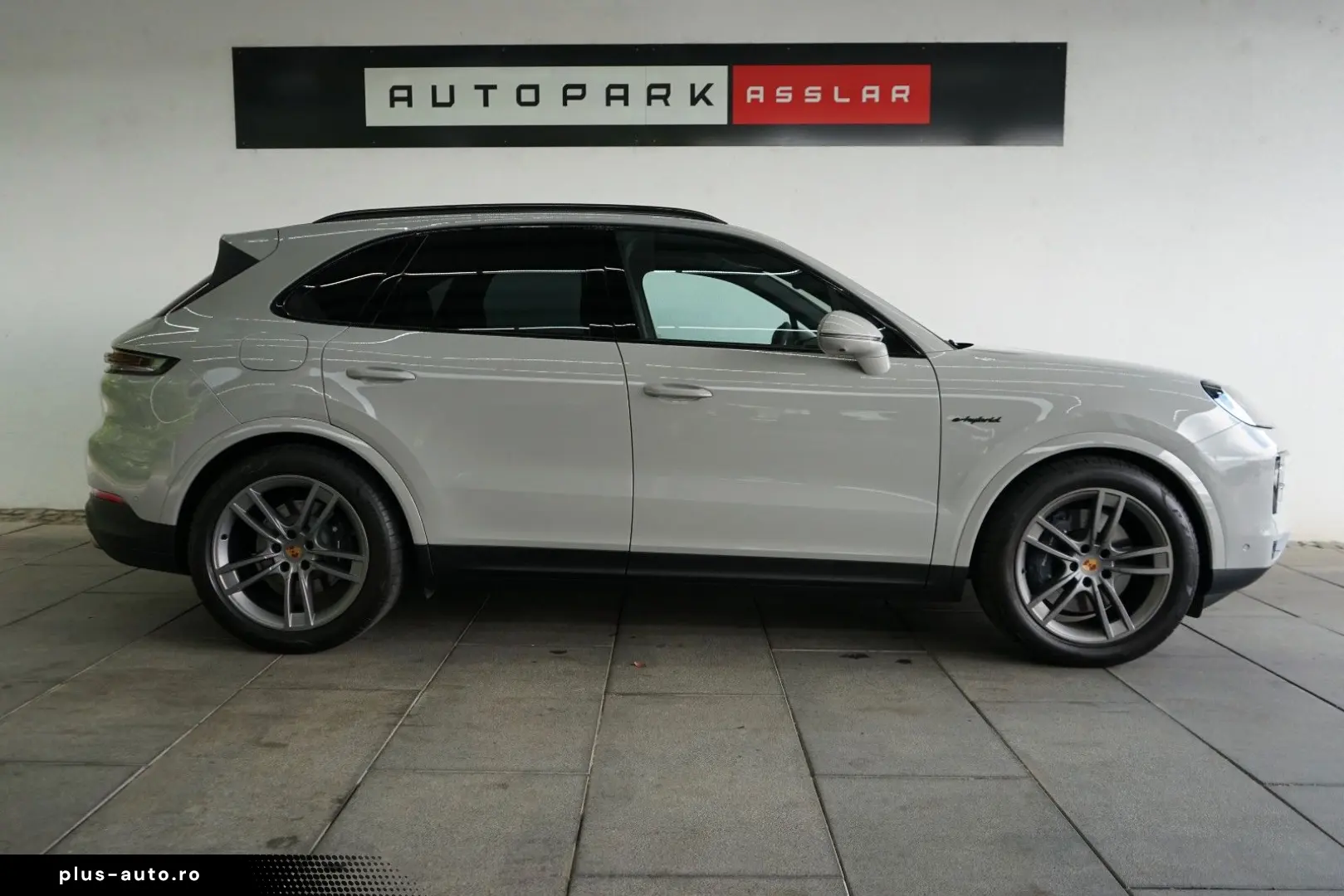 PORSCHE Cayenne E-Hybrid MY25 Kreide Massage Mega-Spec!