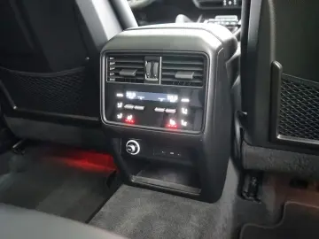 PORSCHE Cayenne E-Hybrid MY25 Kreide Massage Mega-Spec!
