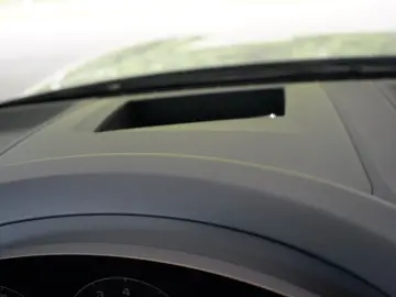PORSCHE Cayenne E-Hybrid MY25 Kreide Massage Mega-Spec!