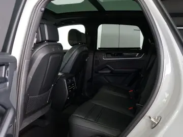PORSCHE Cayenne E-Hybrid MY25 Kreide Massage Mega-Spec!