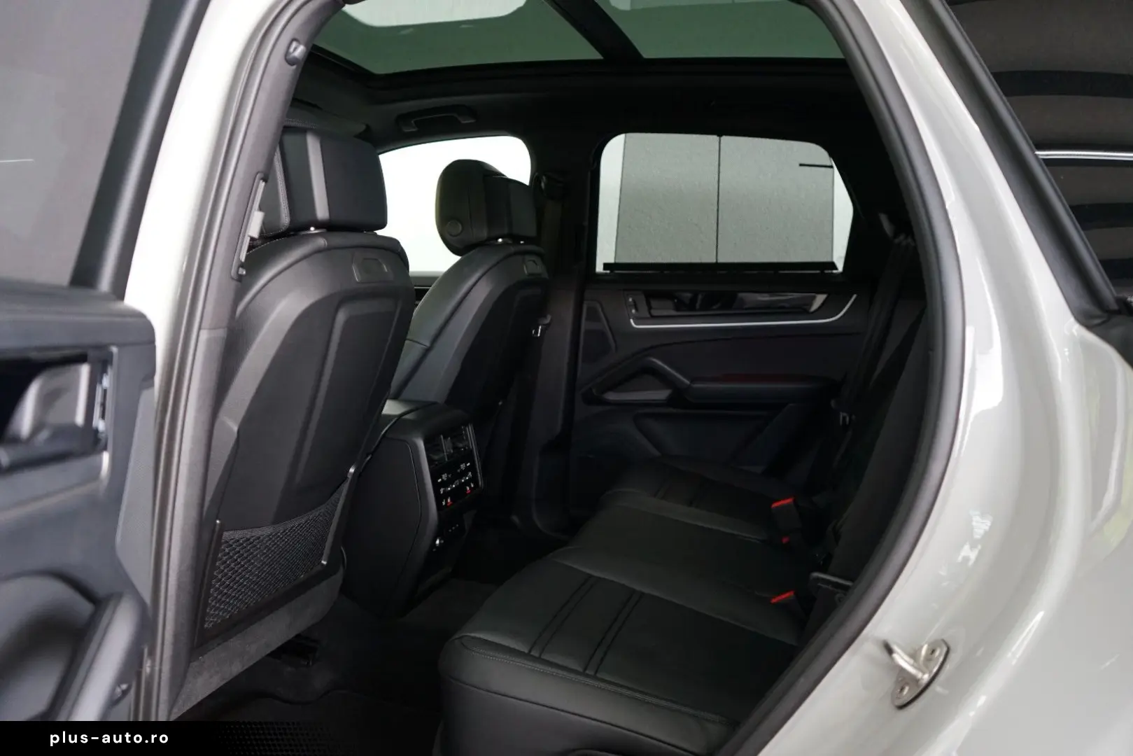 PORSCHE Cayenne E-Hybrid MY25 Kreide Massage Mega-Spec!