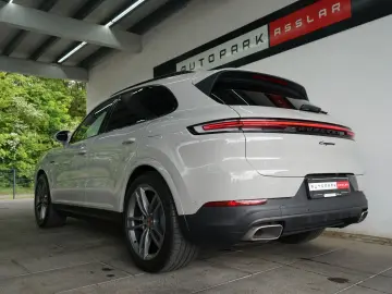 PORSCHE Cayenne E-Hybrid MY25 Kreide Massage Mega-Spec!