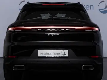 PORSCHE Cayenne E-Hybrid  PANO LUFT BOSE ACC 18-WEGE 21