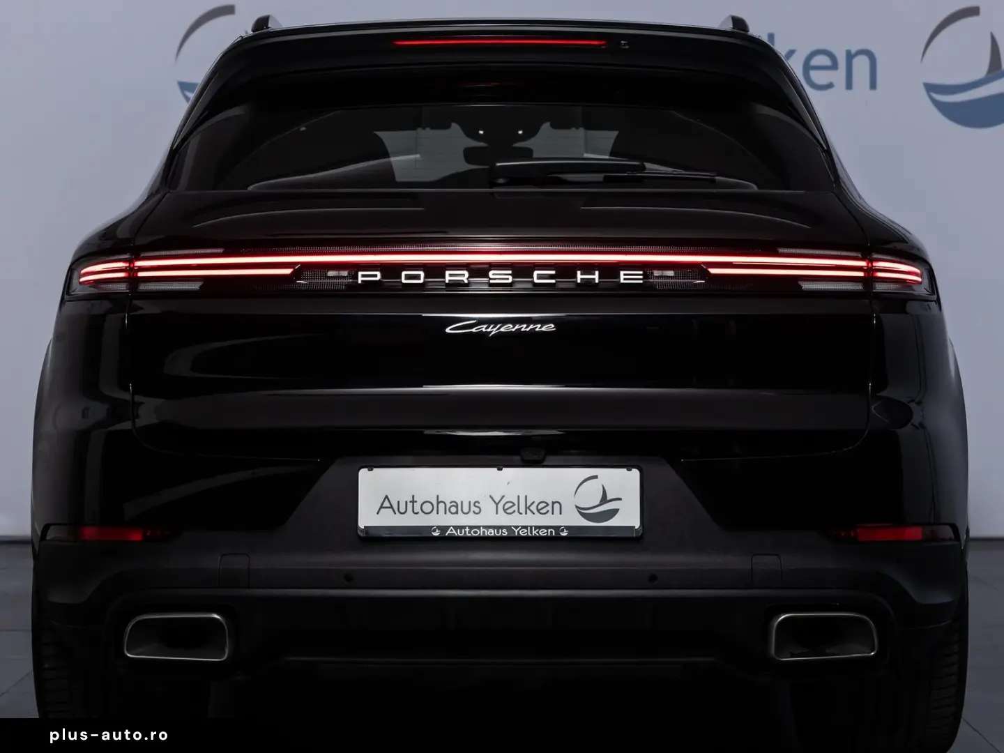 PORSCHE Cayenne E-Hybrid  PANO LUFT BOSE ACC 18-WEGE 21
