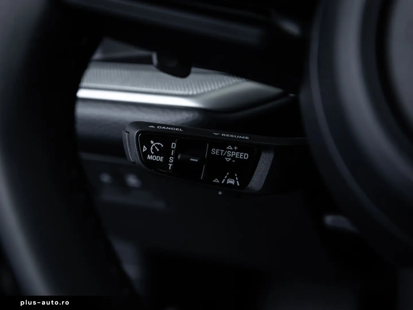 PORSCHE Cayenne E-Hybrid  PANO LUFT BOSE ACC 18-WEGE 21