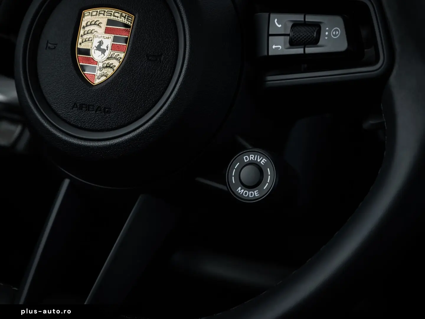 PORSCHE Cayenne E-Hybrid  PANO LUFT BOSE ACC 18-WEGE 21