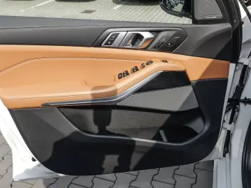 BMW X5 xDrive30d M Sport HUD PANO