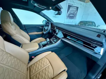 AUDI RSQ8 PERF-35% 305kmH B&O3D Fahrwerk Advanced 23