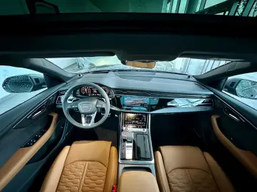 AUDI RSQ8 PERF-35% 305kmH B&O3D Fahrwerk Advanced 23