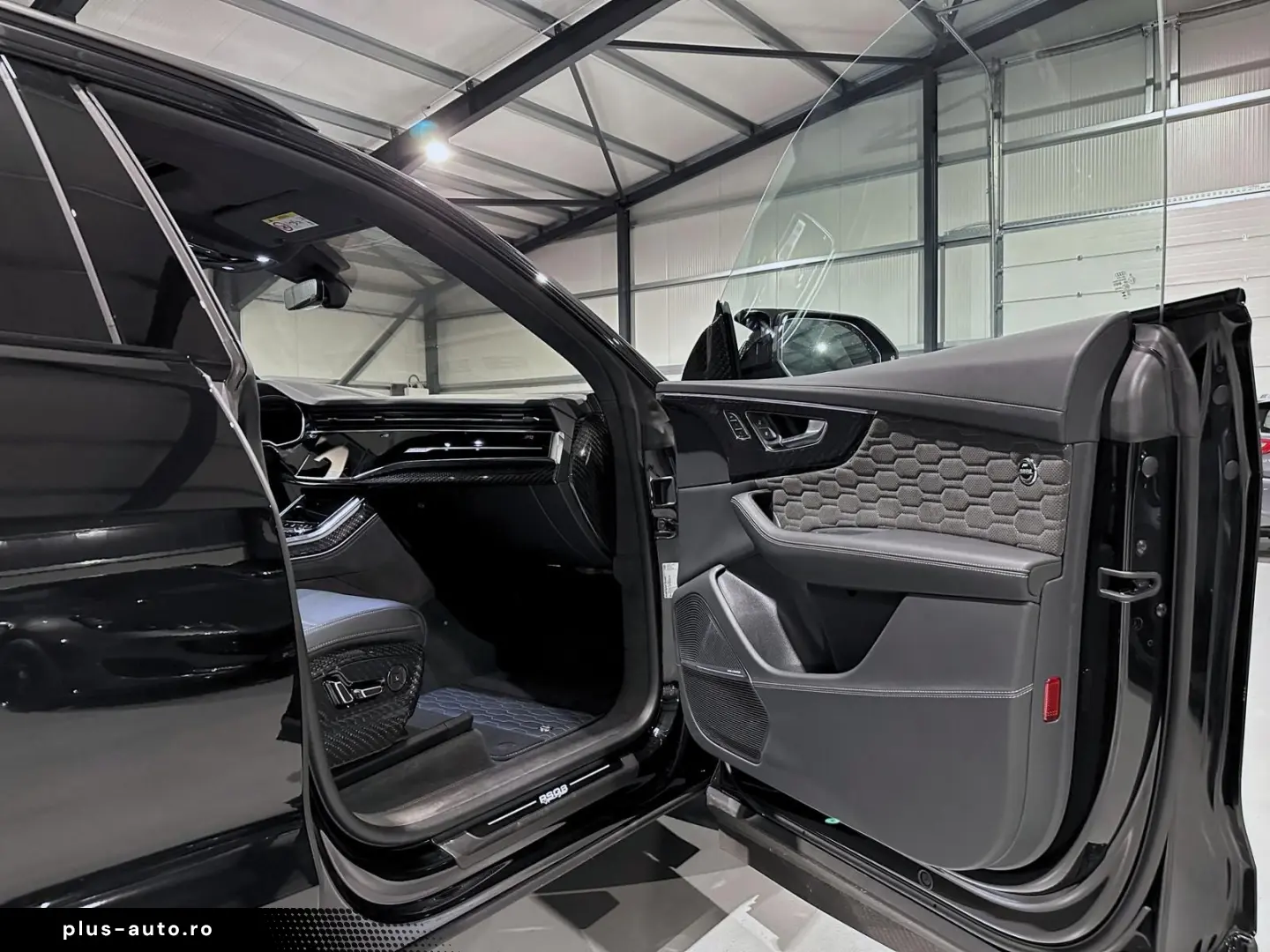AUDI RS Q8 4.0 V8 ABT SIGNATURE ED. 1of95