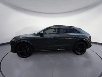 Audi RSQ8 RS Q8 SUV PERFORMANCE