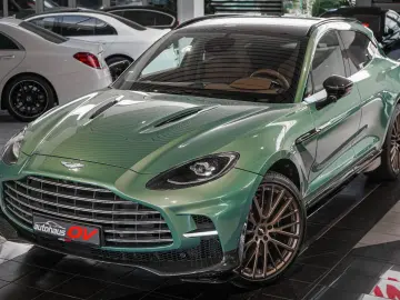ASTON MARTIN DBX707   Carbonpaket   Copper Bronze   Monotone