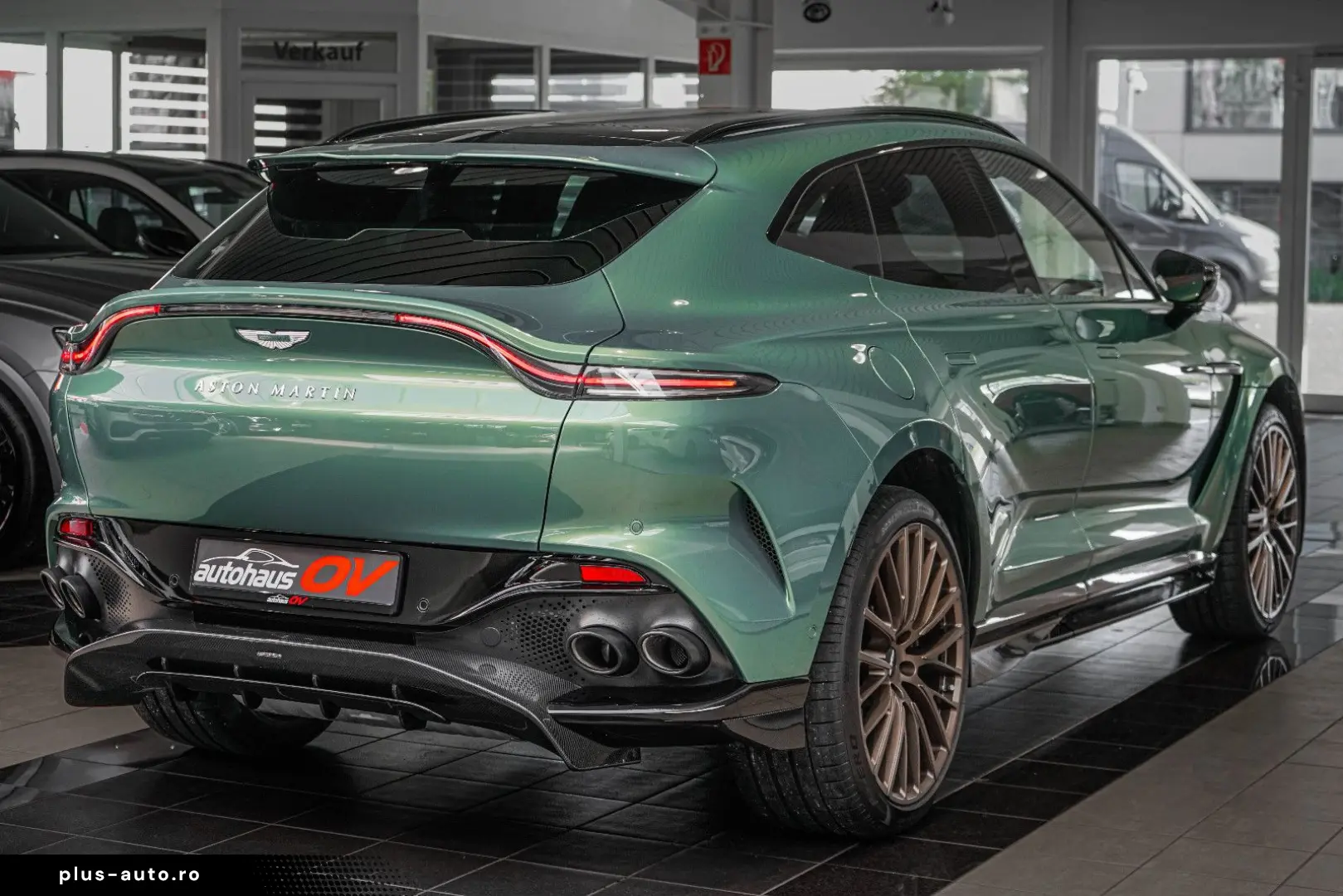 ASTON MARTIN DBX707   Carbonpaket   Copper Bronze   Monotone