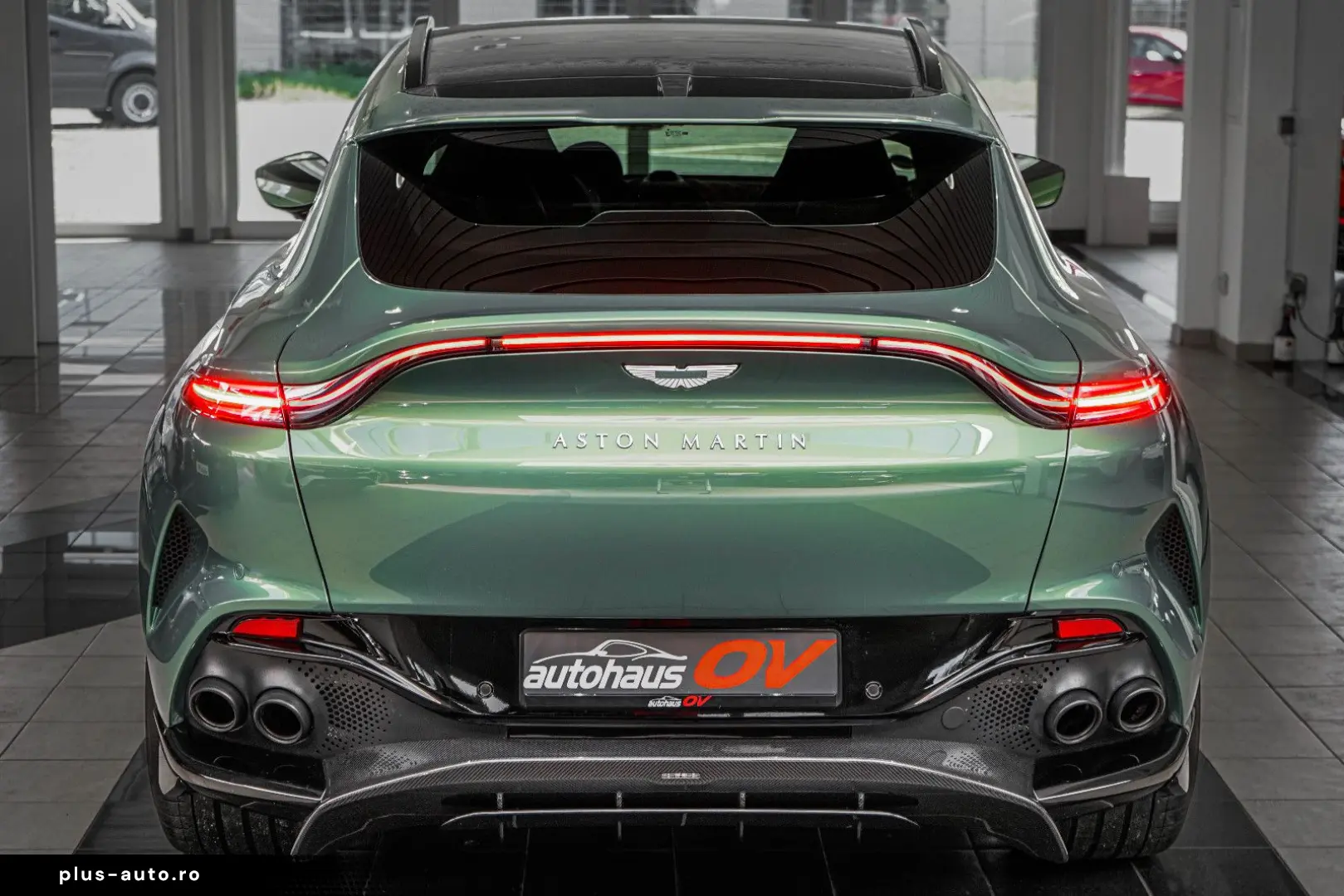 ASTON MARTIN DBX707   Carbonpaket   Copper Bronze   Monotone
