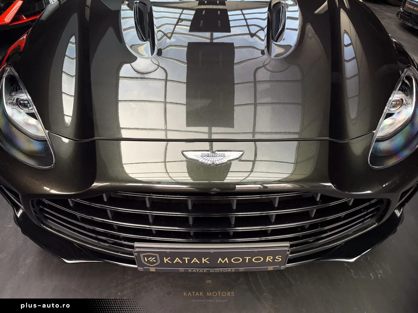 ASTON MARTIN DBX DBX 707 4.0 V8 SPORT PANO 360 LEDER