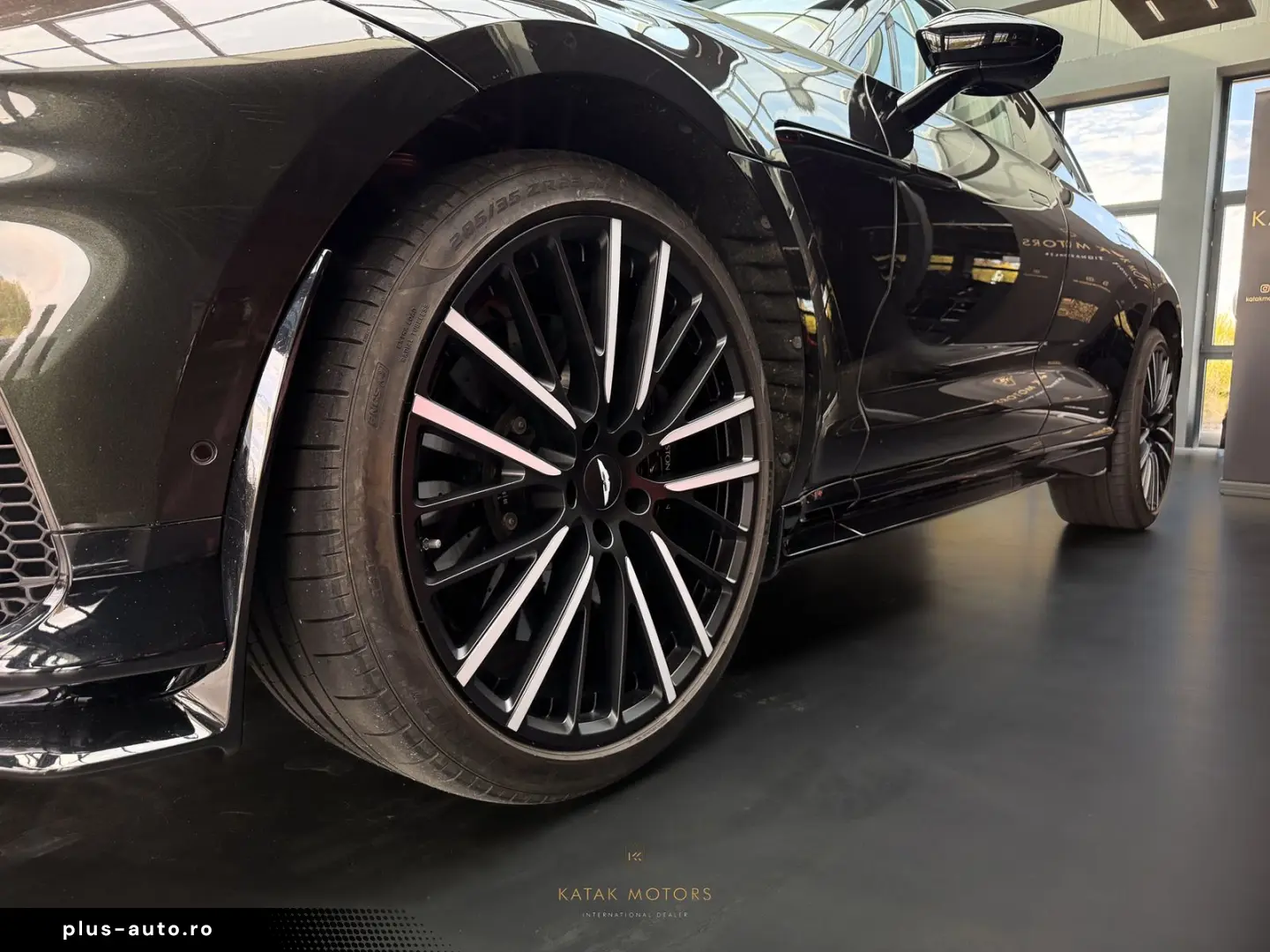 ASTON MARTIN DBX DBX 707 4.0 V8 SPORT PANO 360 LEDER