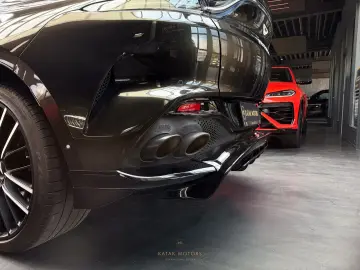 ASTON MARTIN DBX DBX 707 4.0 V8 SPORT PANO 360 LEDER