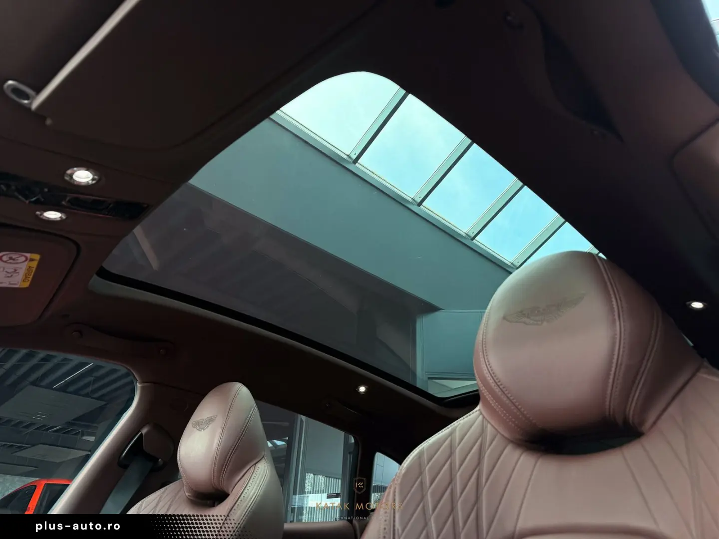 ASTON MARTIN DBX DBX 707 4.0 V8 SPORT PANO 360 LEDER