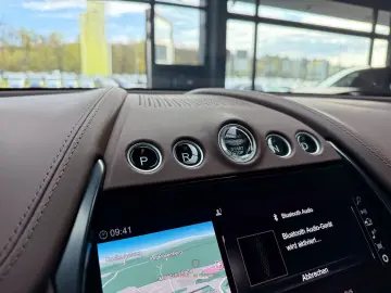 ASTON MARTIN DBX DBX 707 4.0 V8 SPORT PANO 360 LEDER