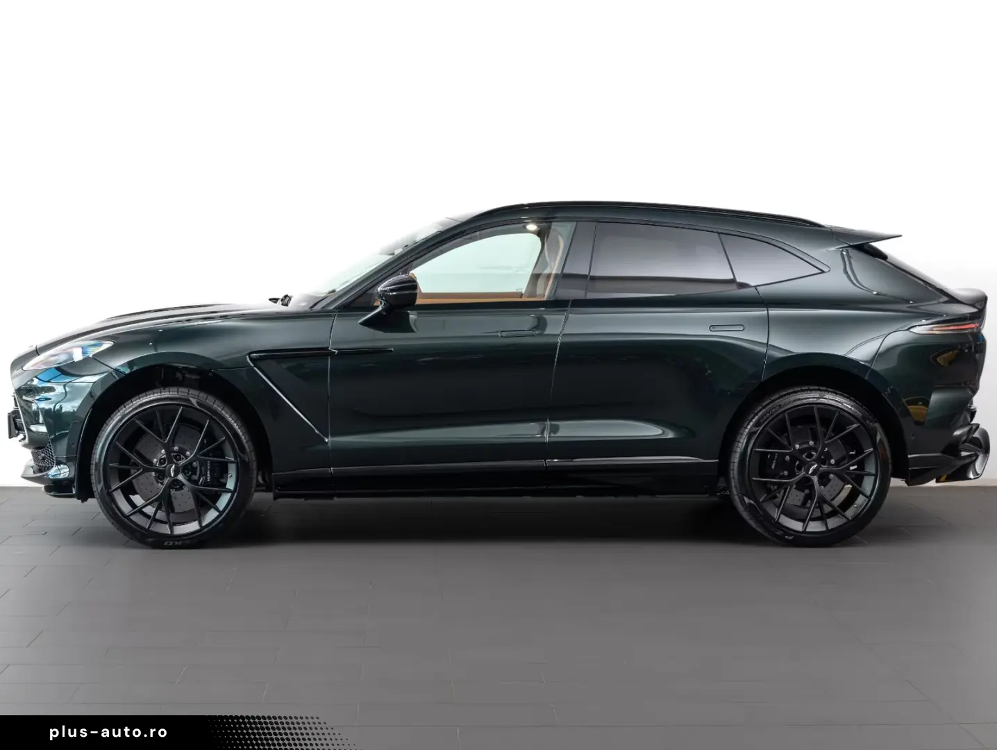 Aston Martin DBX 4.0 V8 707
