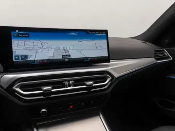 BMW M340i xD H K DAB AHK Panorama 19Zoll WidsDisplay