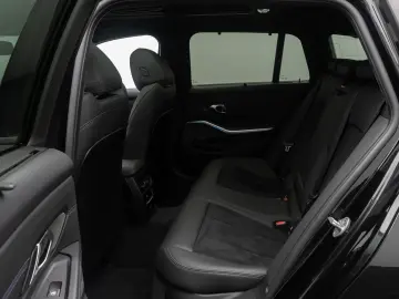 BMW M340i xD H K DAB AHK Panorama 19Zoll WidsDisplay