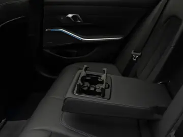 BMW M340i xD H K DAB AHK Panorama 19Zoll WidsDisplay