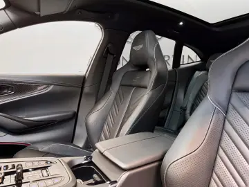 Aston Martin DBX S    NEW MODELYEAR 2026