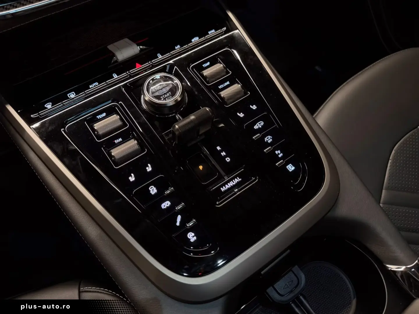 Aston Martin DBX S    NEW MODELYEAR 2026