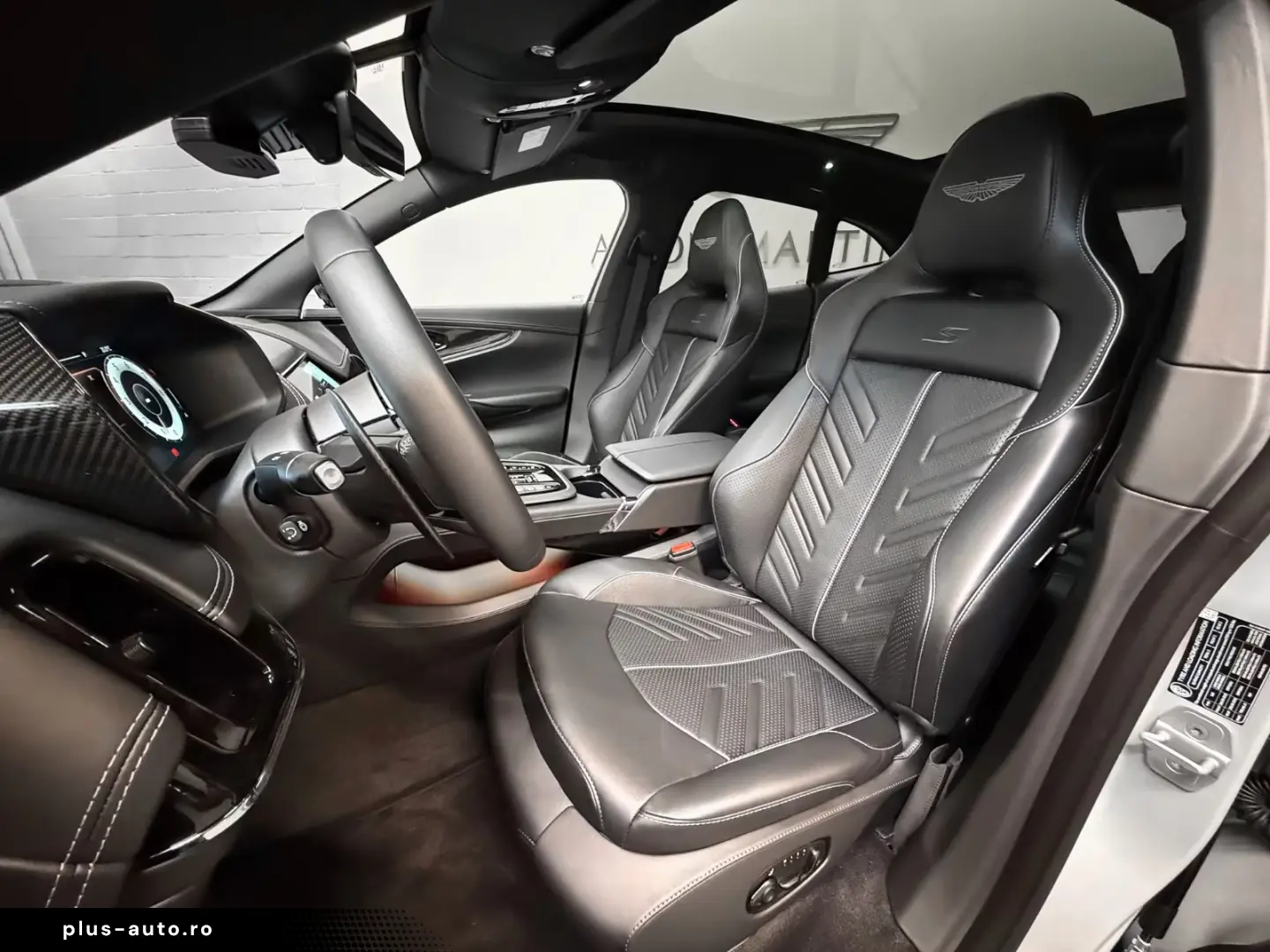 Aston Martin DBX S    NEW MODELYEAR 2026
