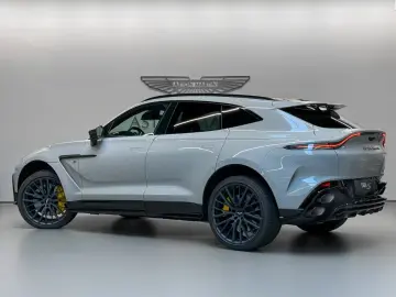 Aston Martin DBX S    NEW MODELYEAR 2026