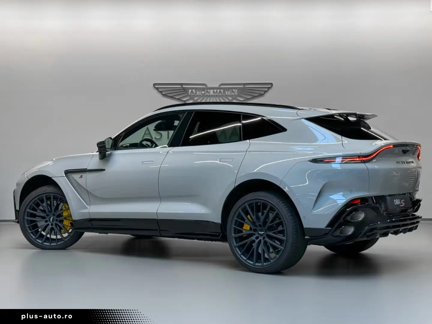 Aston Martin DBX S    NEW MODELYEAR 2026