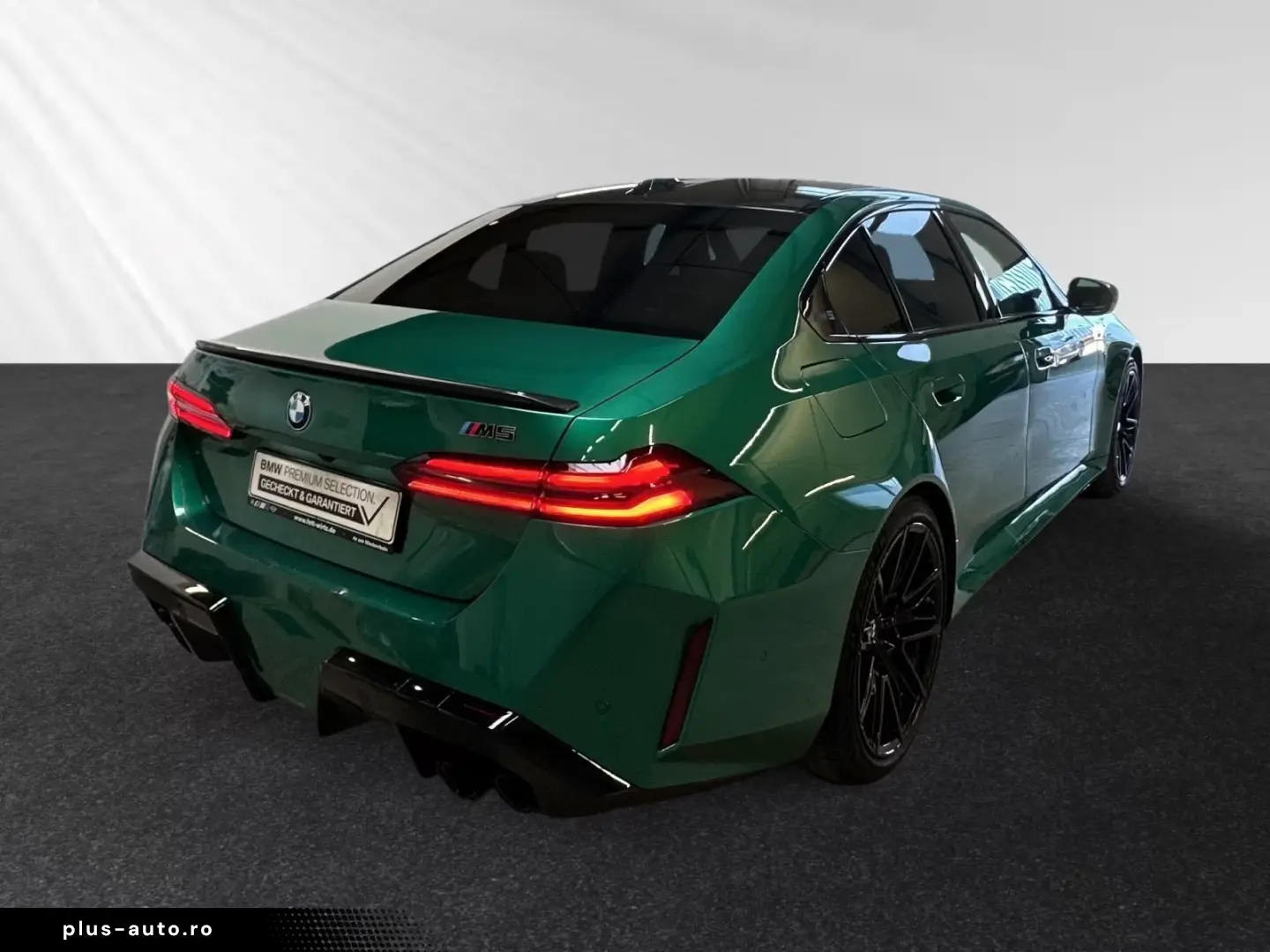 BMW M5 Limousine DA&PAProf. Bowers&Wilkins HUD