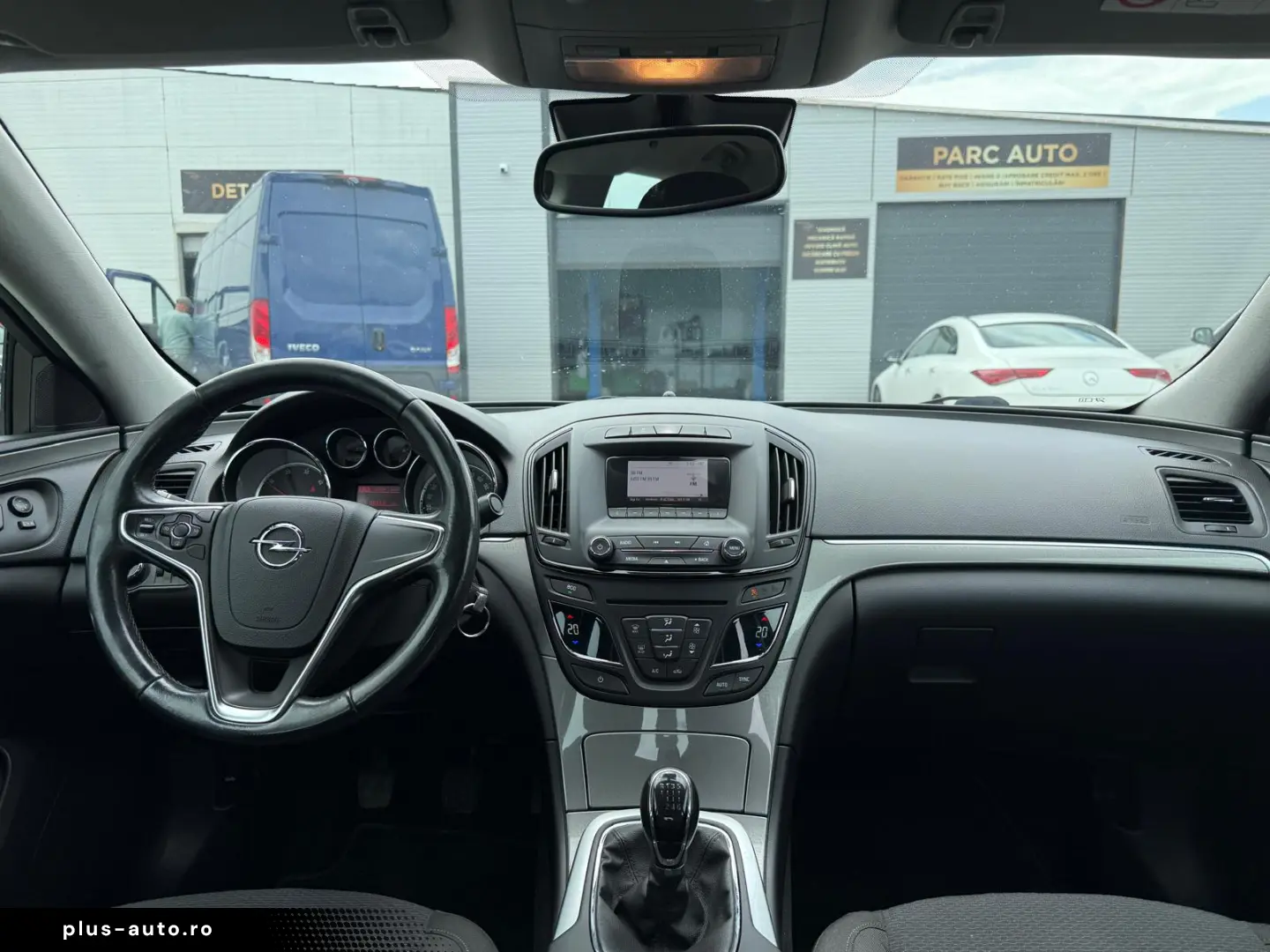 OPEL INSIGNIA  2.0 CDTI     Facelift    102.000 km