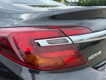 OPEL INSIGNIA  2.0 CDTI     Facelift    102.000 km