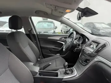 OPEL INSIGNIA  2.0 CDTI     Facelift    102.000 km