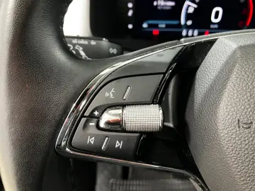 SKODA Kodiaq 1.5 TSI Ambition LED virt.Cock. Navi AHK