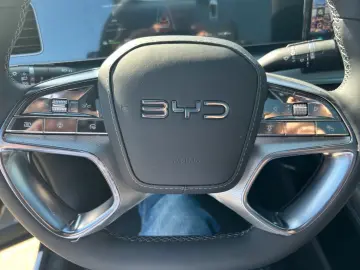 BYD Sealion 7 530CP AWD Design Pano 360 Dynaudio ACC